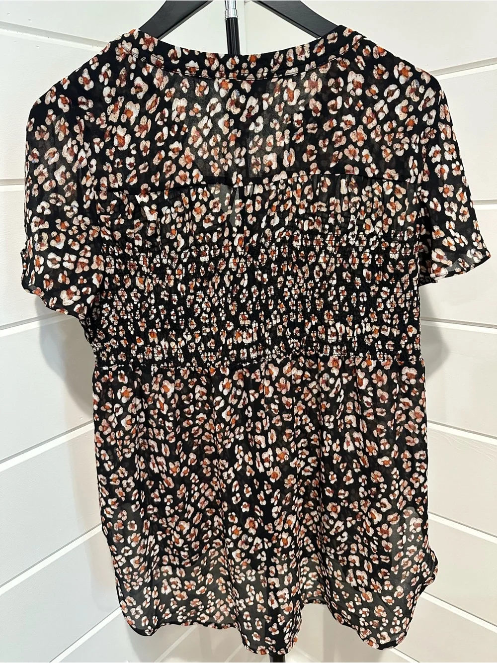 Knox Rose Black Leopard-Print Smocked-Waist Blouse - Picture 5 of 12